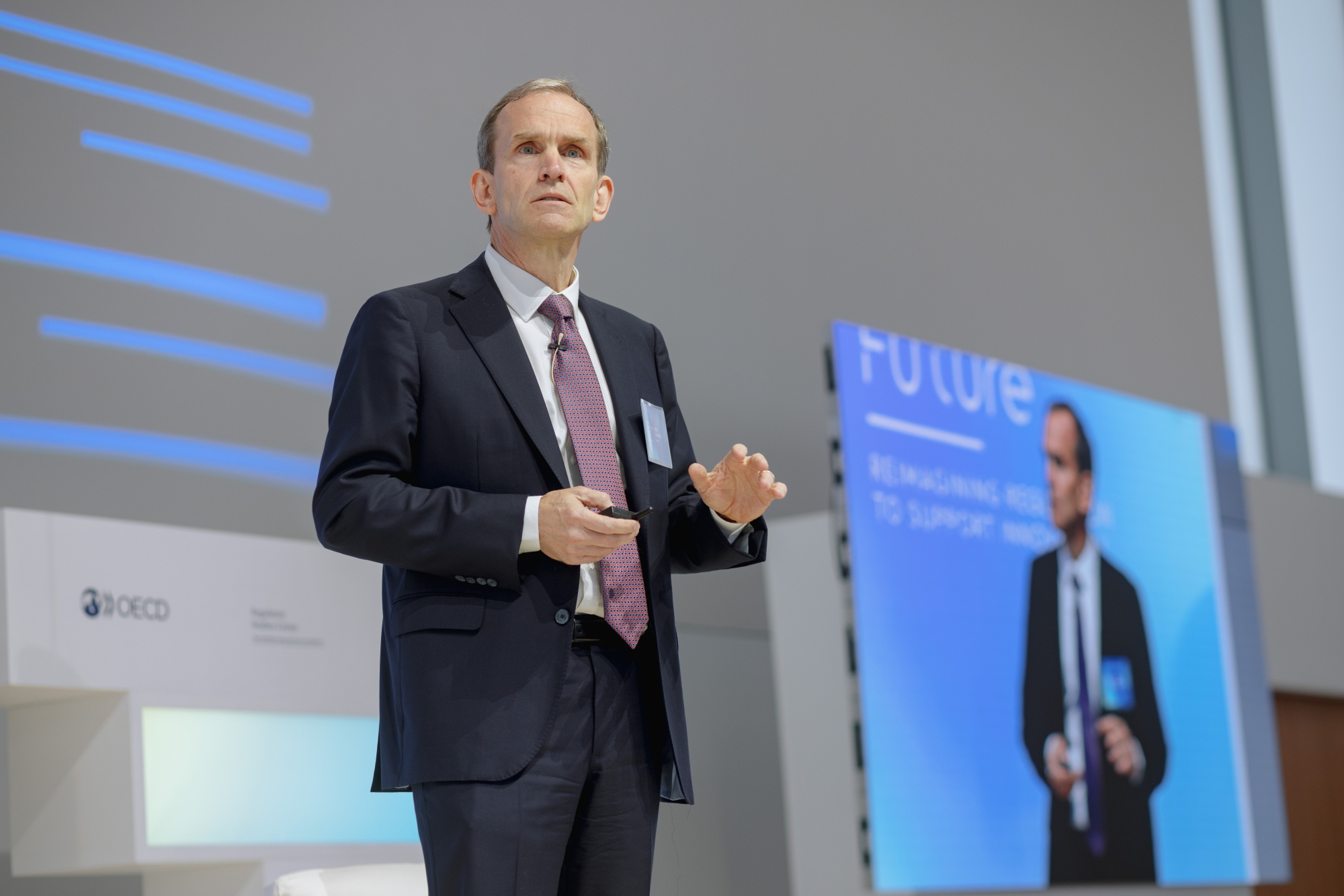 Kent Walker on stage