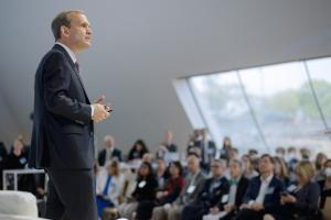 Kent Walker on stage