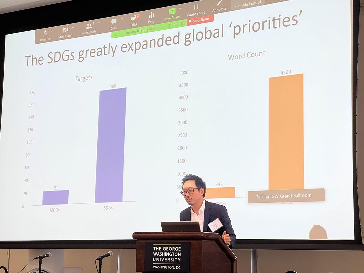 Brad Wong, Mettalytics, presents SDG indicators at SBCA conference, 2023